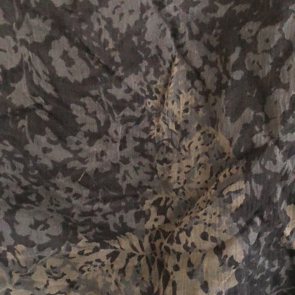 Calvin Klein dark floral skirt - Picture 3 of 3